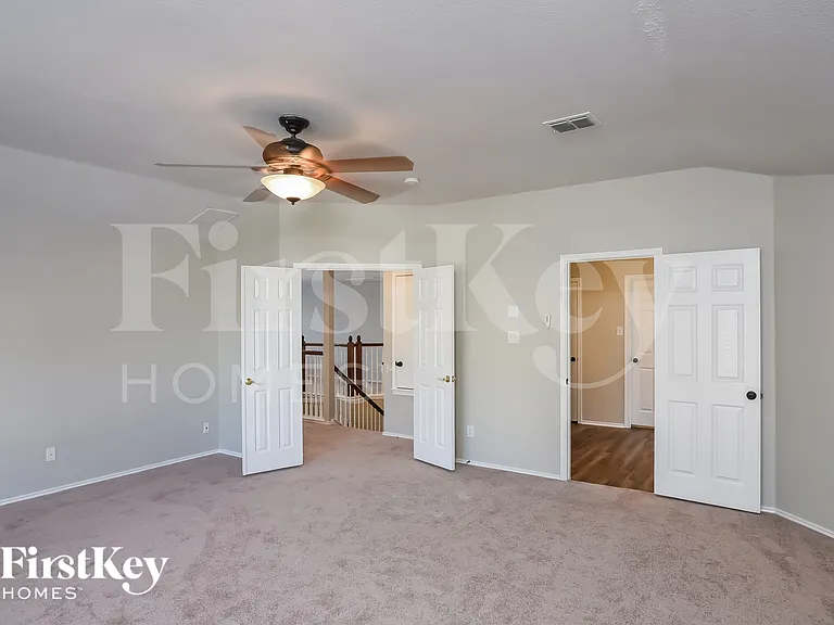 6122 Kenedy Leaf — Photo 8