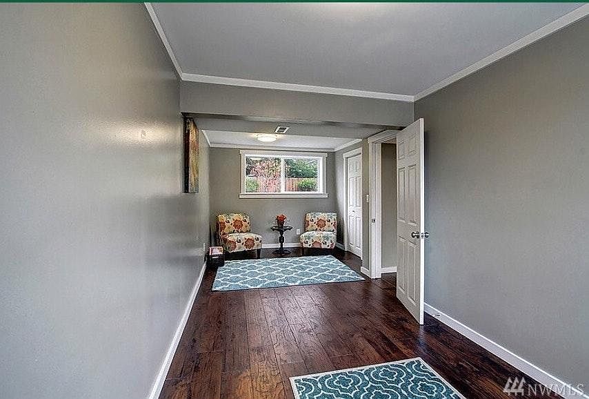 Huge Bedroom