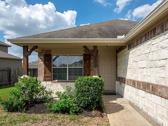 2nd image of 8606 Sunset Pond Dr