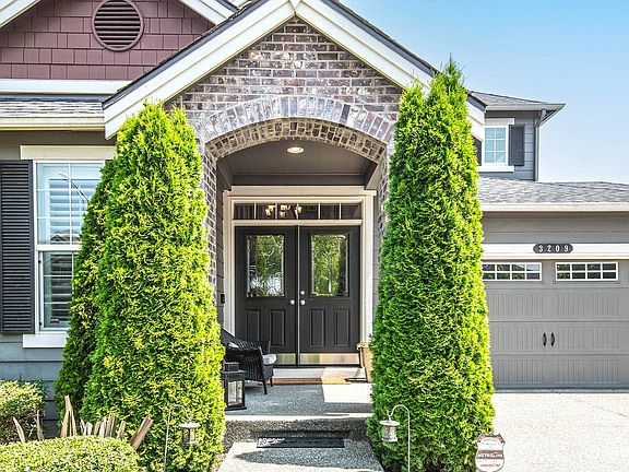 3rd image of 3209 119th Drive NE