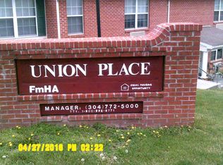 219 South St, Union, WV 24983