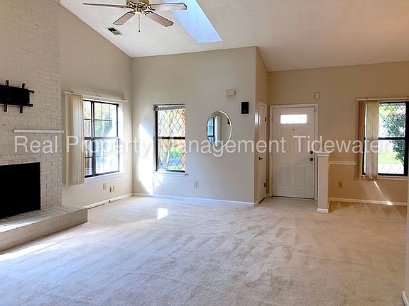 3rd image of 1936 Tibbetstown Dr