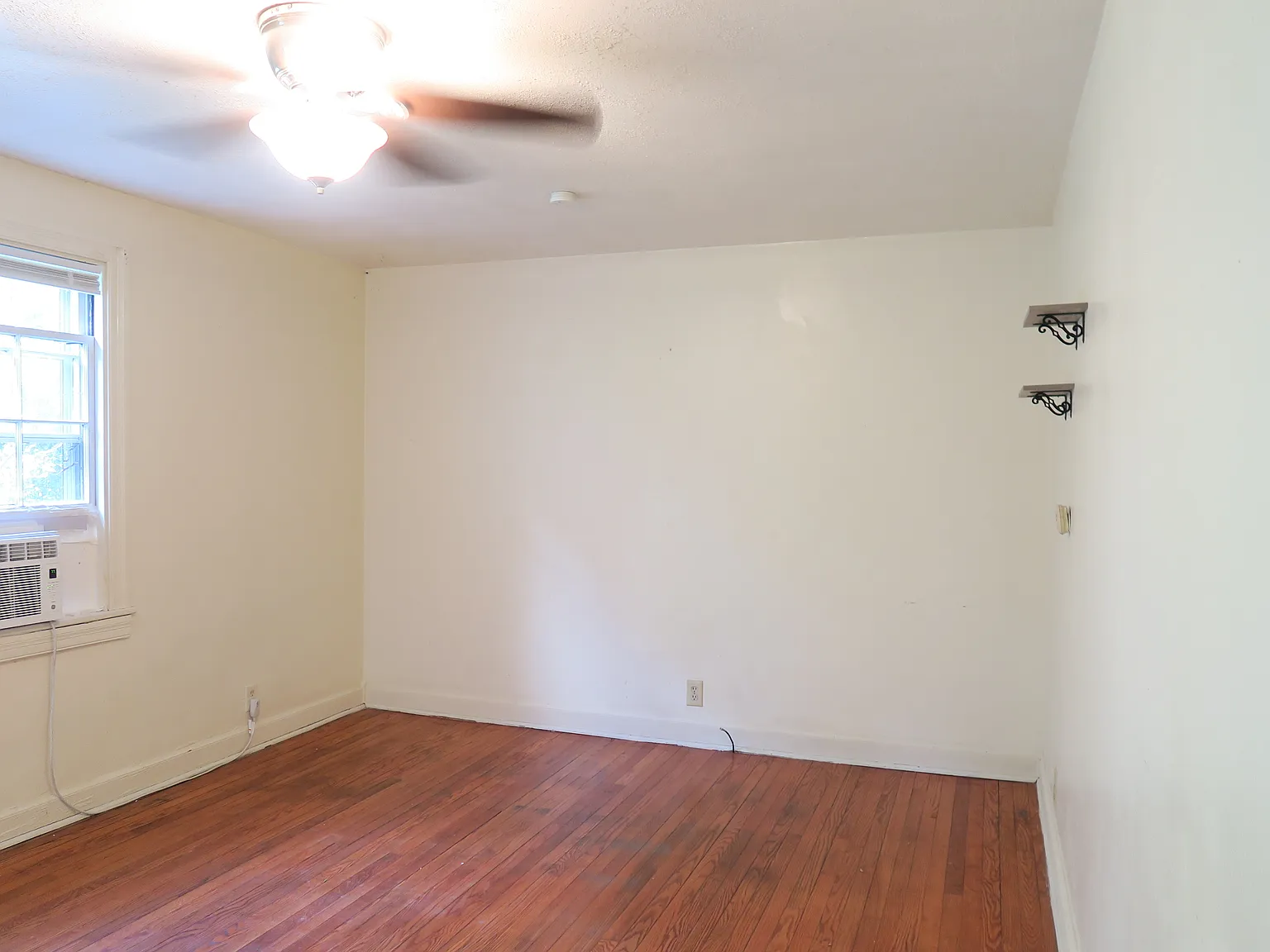 2 bed, 792 sqft, $1,097 — Photo 3