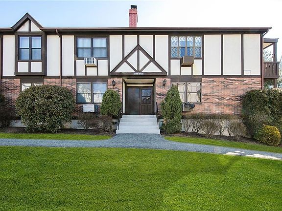 2nd image of 347 Sierra Vista Ln
