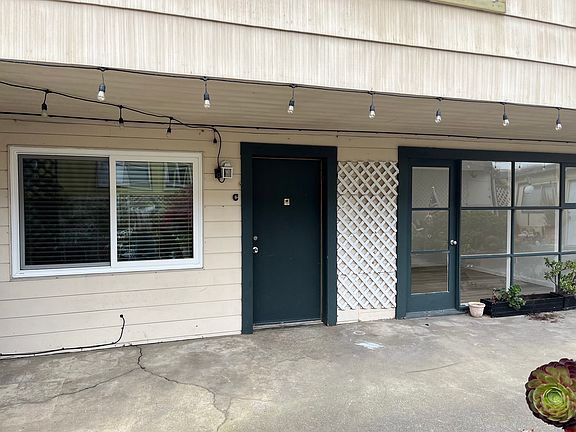 2nd image of 210 Seventeen Mile Dr APT C