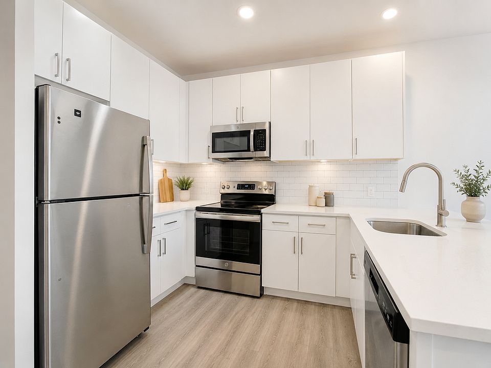 1st image of 1127 Stuyvesant Ave APT 206
