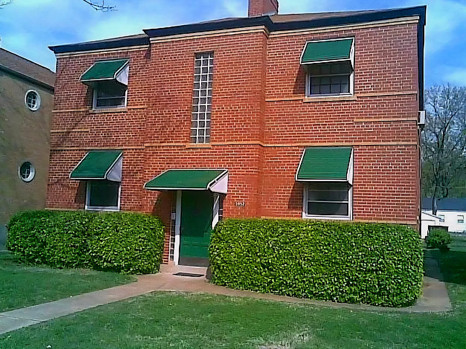 3952 Jamieson Ave — Photo 1