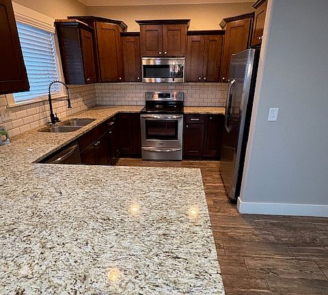 2nd image of 1803 SW Stonegrove Rd #1803