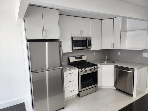 14-40 31st Ave #2R, Astoria, NY 11106