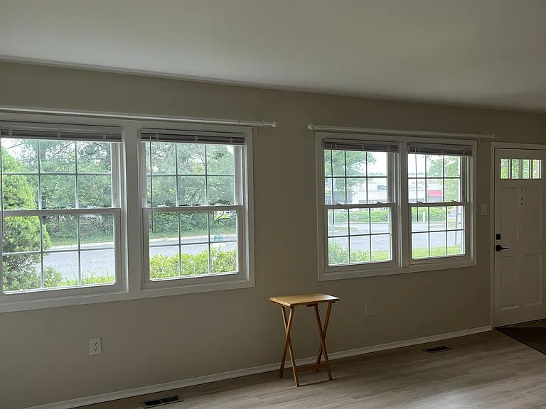 12709 Marquette Ln — Photo 8