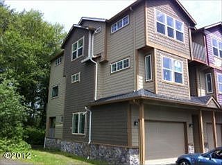 1st image of 475 SE 35th St Unit C18