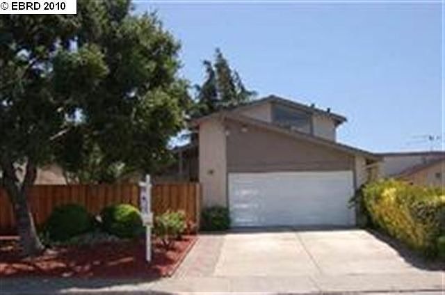 1st image of 34875 Starling Dr
