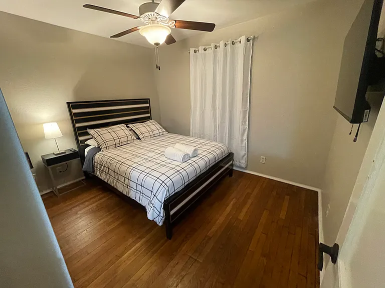 5912 Petty St — Photo 9