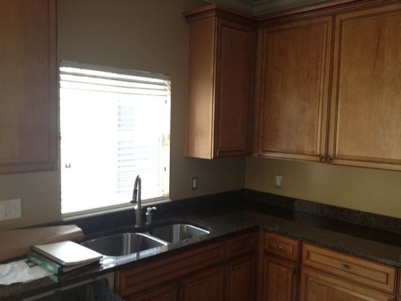 5th image of 6825 Sorrento St