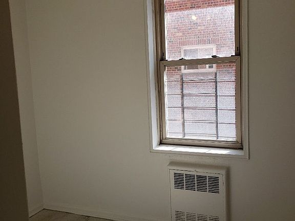 2nd image of 2355 E 12th St APT 1J