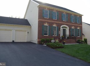 40588 Banshee Dr, Leesburg, VA 20175