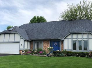6865 Morningdew Blvd, Maumee, OH 43537