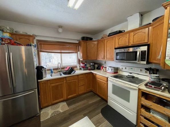 603 3rd Ave, Rolette, ND 58366