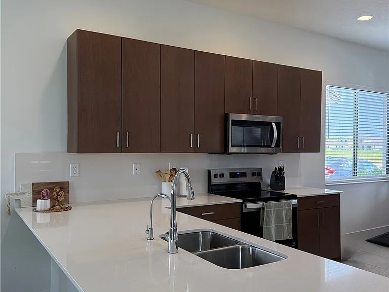 5823 Cassidy Ln — Photo 3
