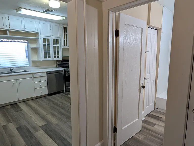909 Magnolia Dr #HOUSE — Photo 39