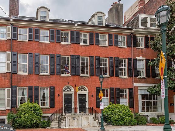 3rd image of 704-6 S Washington Sq #3E