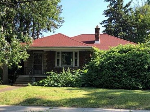 3rd image of 1125 College Ave