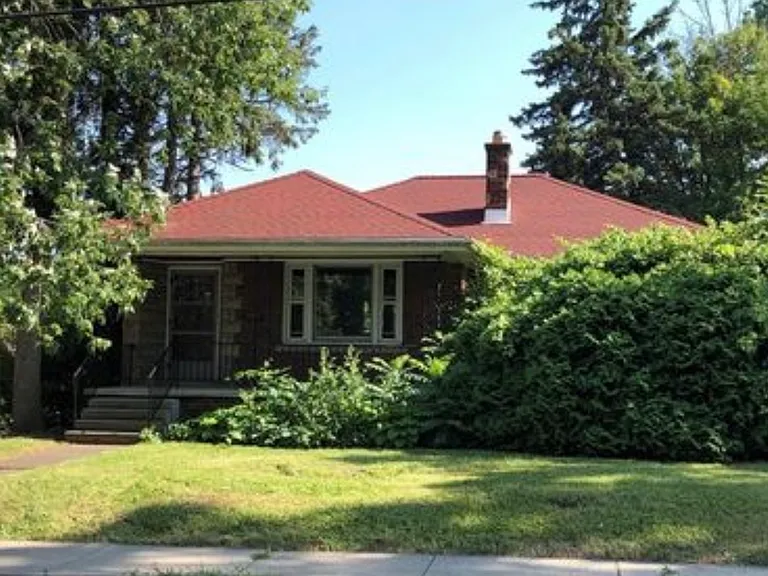 1125 College Ave — Photo 3
