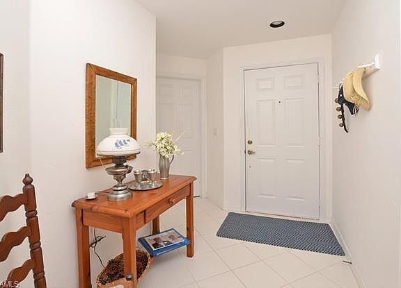 4th image of 27070 Lake Harbor Ct APT 102