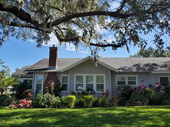 4th image of 301 Allamanda Dr