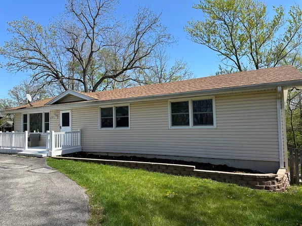 25815 W Bridge St, Channahon, IL 60410