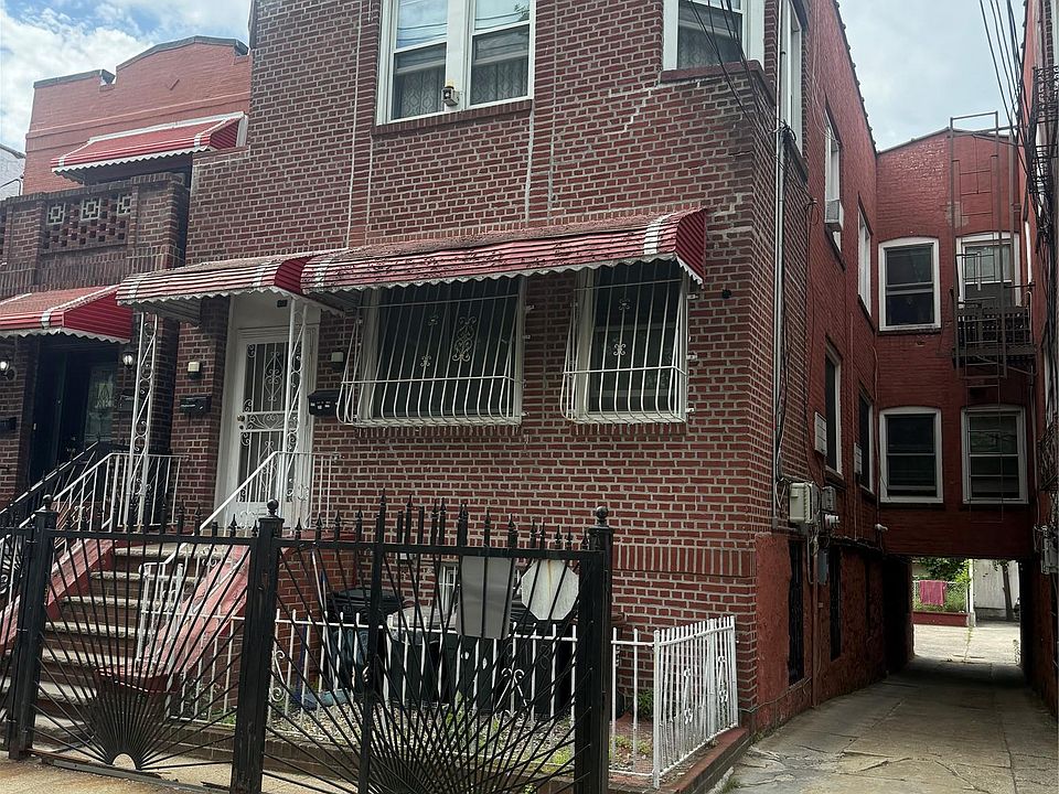 1st image of 818 E 227th Street