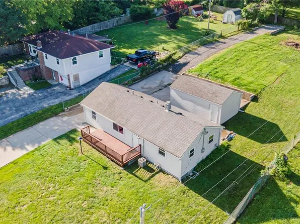 7175 NW Lingley Dr, Kansas City, MO 64152