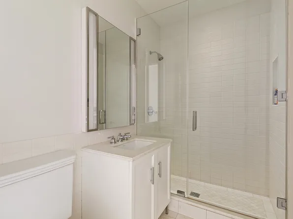 100 Barclay Street image 13 of 15