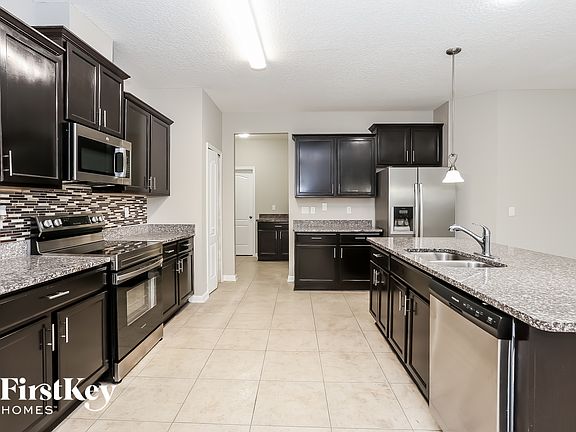 5th image of 16367 Magnolia Grove Way