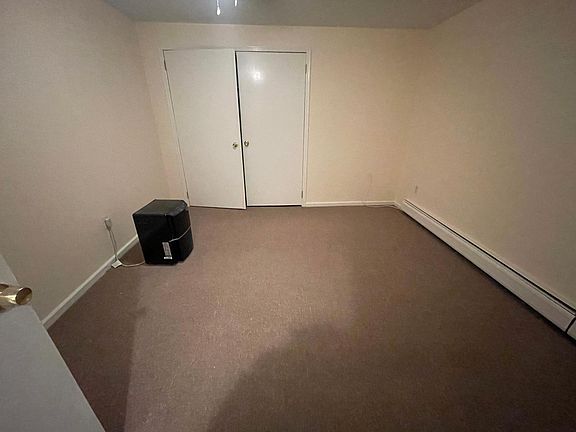 4th image of 41 Harding Ave Floor 1