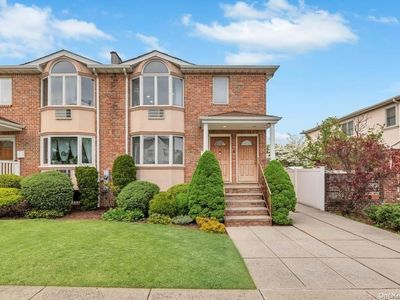 163-15 15th Drive, Whitestone, NY, 11357