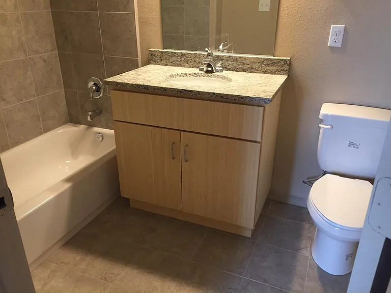 2 full baths upstairs
