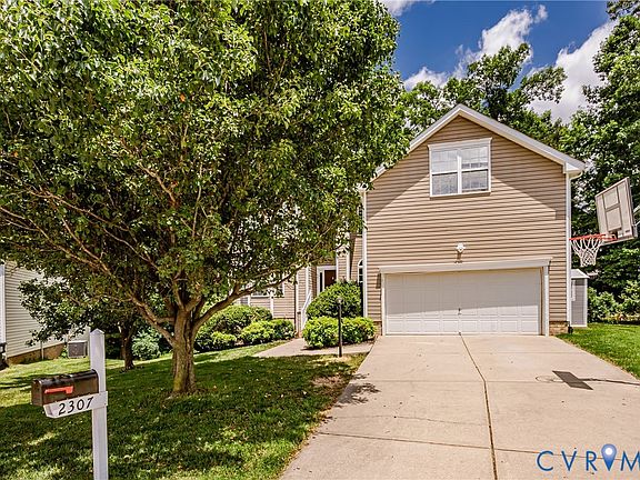 3rd image of 2307 Cascade Meadows Dr