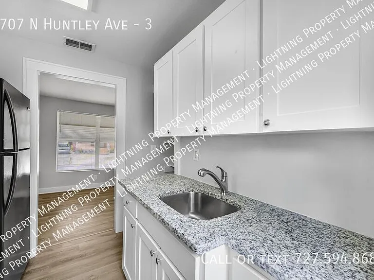 7707 N Huntley Ave #3 — Photo 7