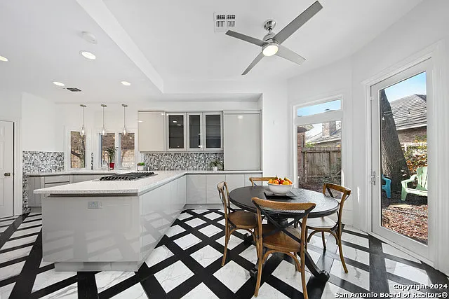 119 Paddington Way — Photo 10
