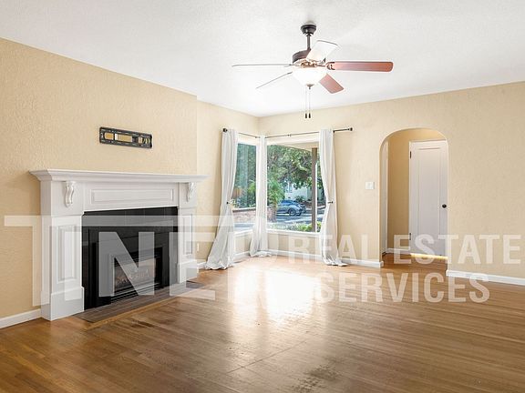 2nd image of 531 Blackwood St
