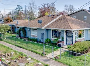 900 S River St, Newberg, OR 97132