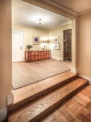 Rented by Bank Neary | media 15