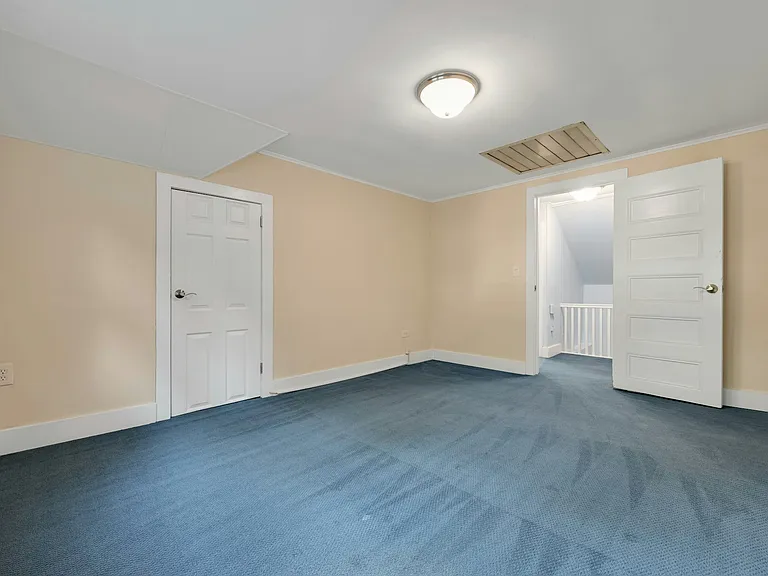 288 S Van Dien Ave #D — Photo 10