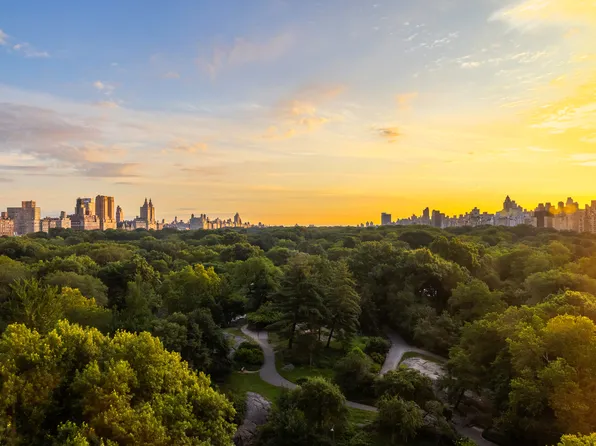 110 Central Park South image 43 of 48