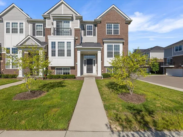 49533 Lantern Way, Canton, MI 48188