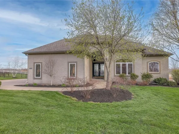 11860 NW 81st St, Kansas City, MO 64152