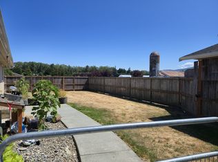 592 Heath Rd, Sequim, WA 98382