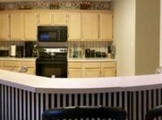 15126 Wiltshire Manor Dr, Charlotte, NC 28278
