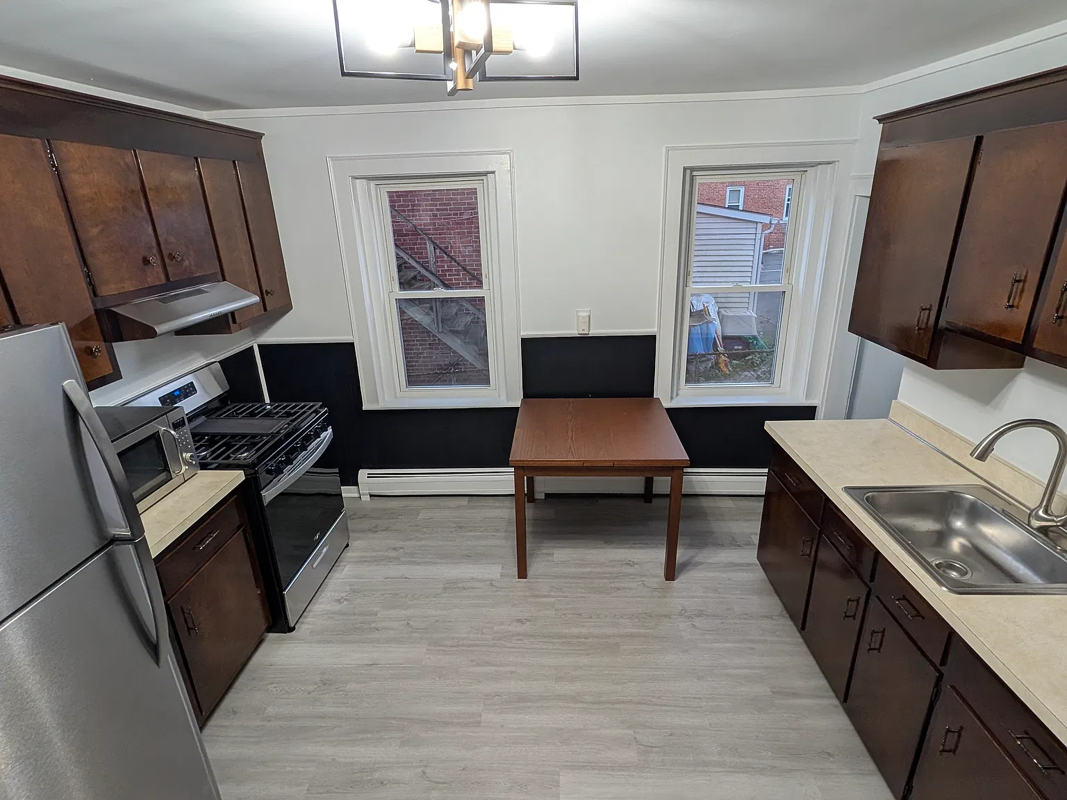 226 New Britain Rd — Photo 3